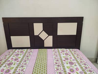 Assalamoalaikum selling bed & 2 mattress