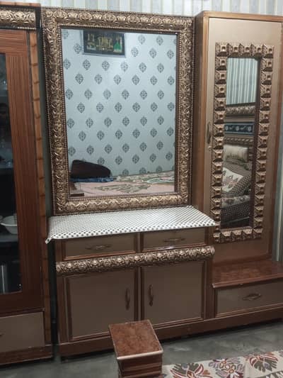 wooden shockcase and dressing table for sale.