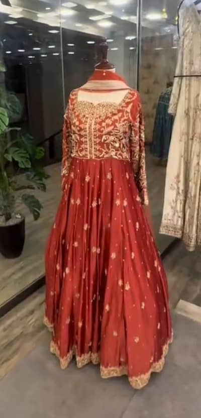 Brand New Designer Formal Maxi – Never Worn – Rs. 35,500