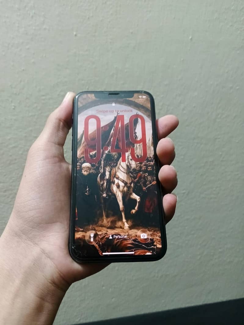 IPhone 11 Pro 4