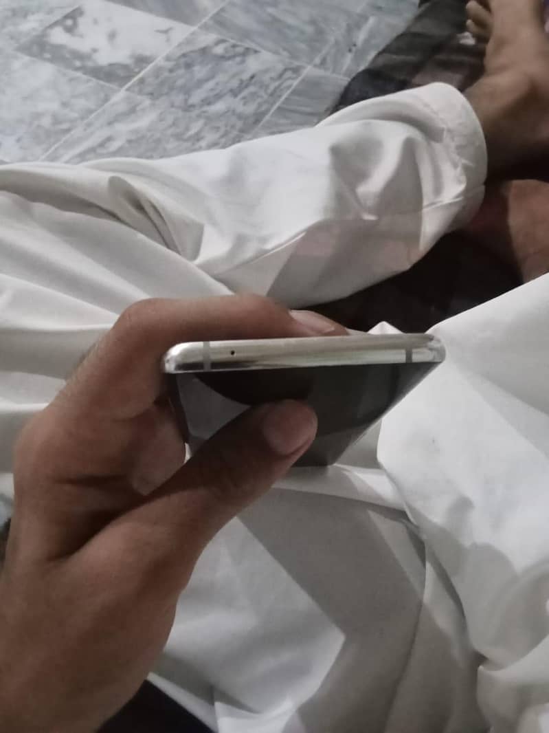 One Plus 8 4