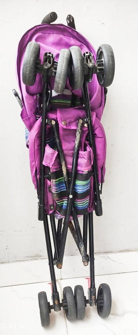 prams clean condition 3