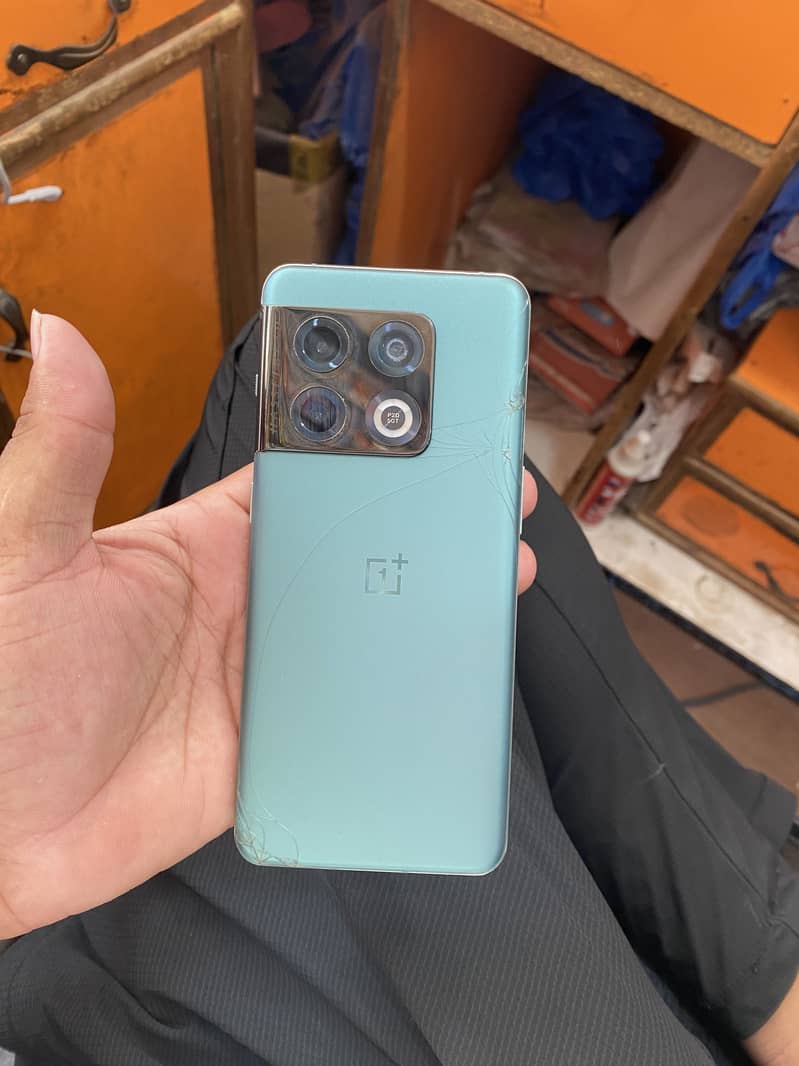 One Plus 10 Pro 0