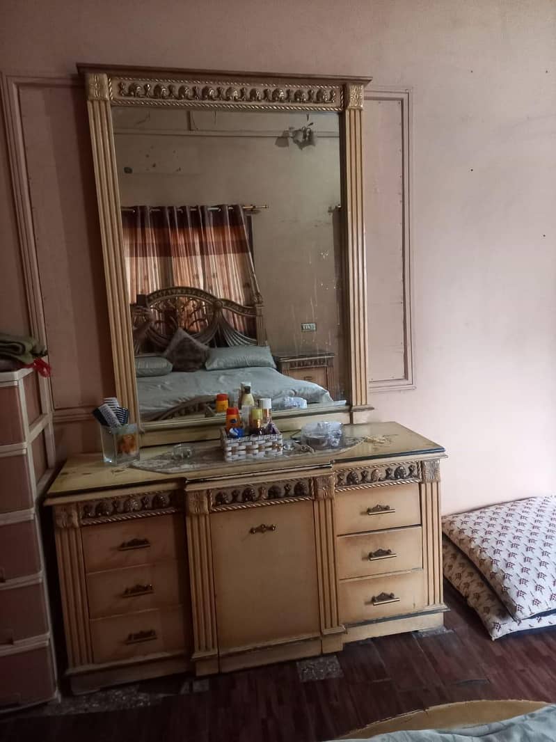 Double Bed set ( Queen Size ) 2