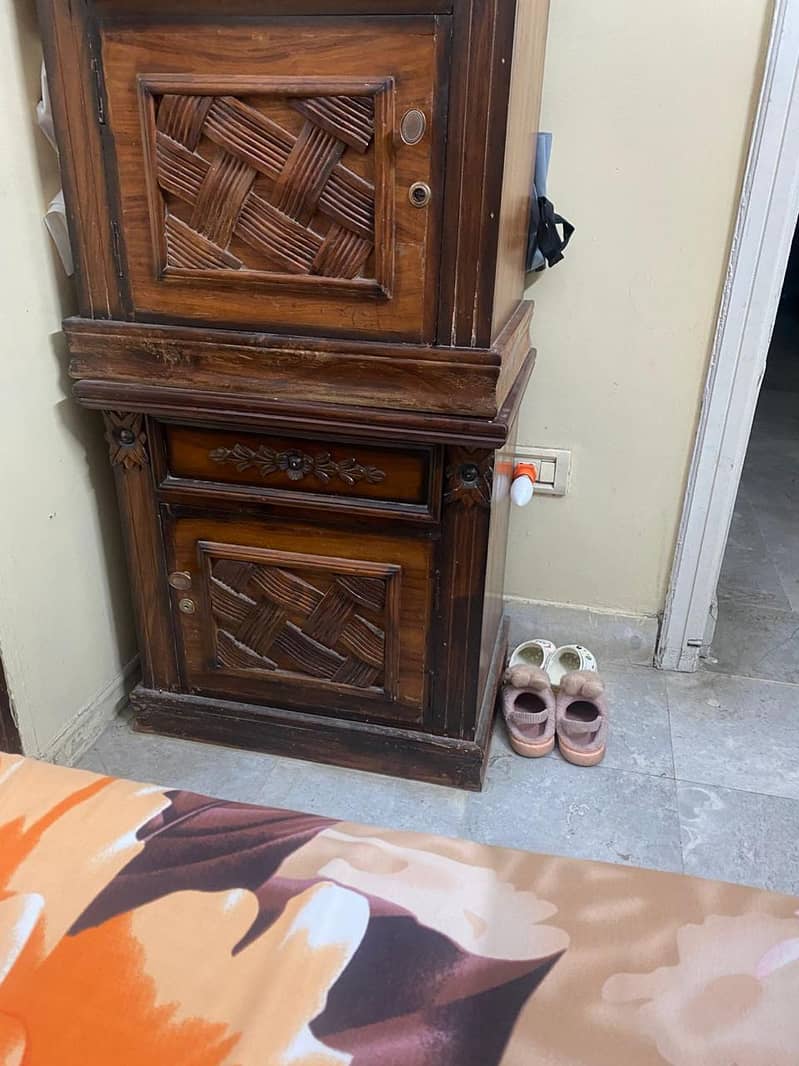 bed  side table dressing showcase 2