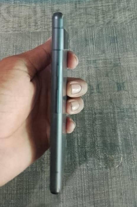 Google Pixel 7a 1