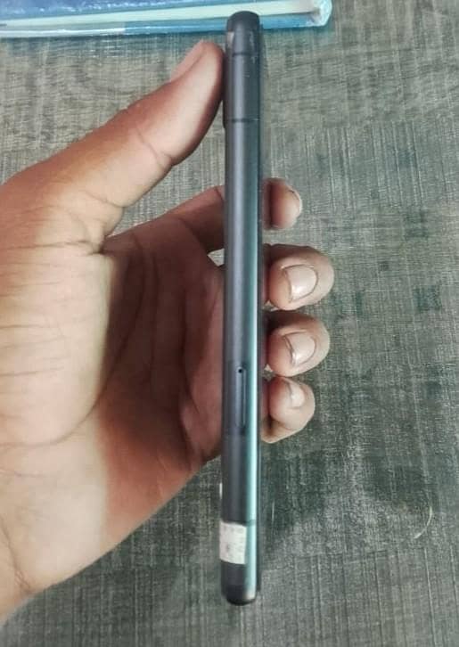 Google Pixel 7a 2