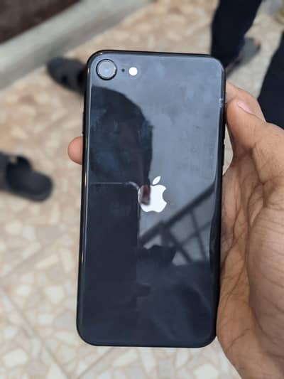 Apple iPhone SE