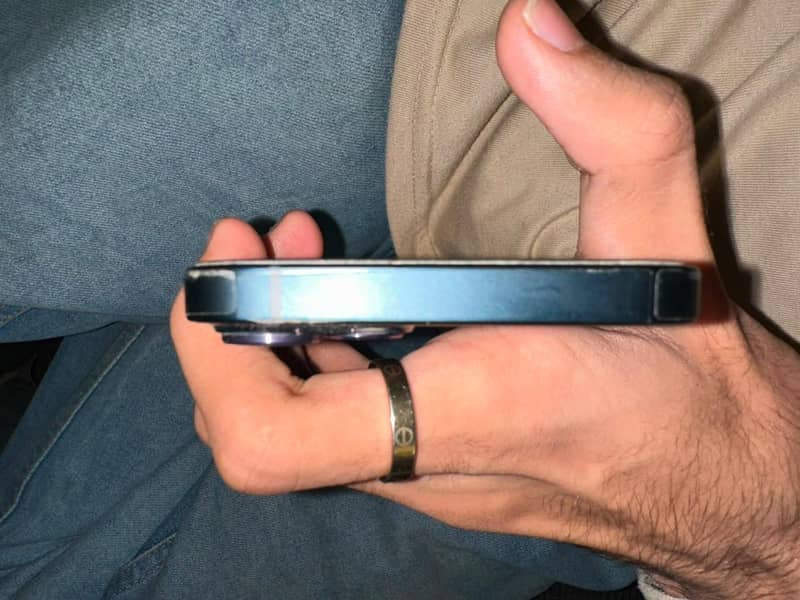 IPHONE 13 3