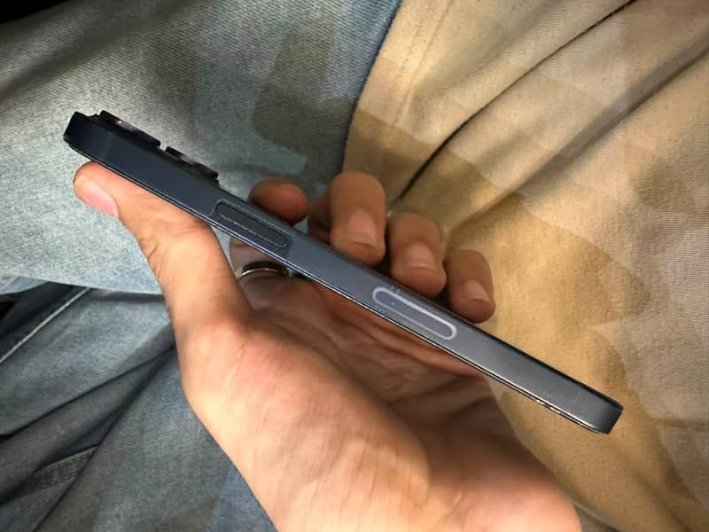 IPHONE 13 5
