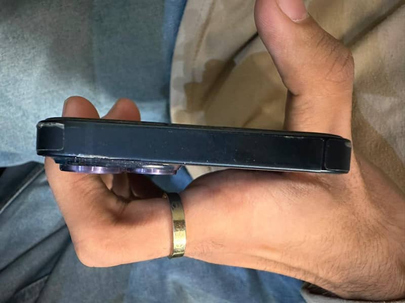 IPHONE 13 6