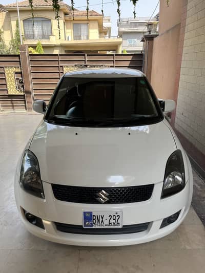 Suzuki Swift 2011 DLX