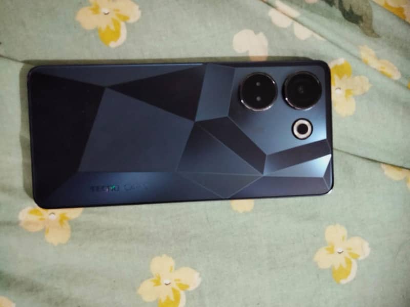 Tecno CAMON 20 Pro 0