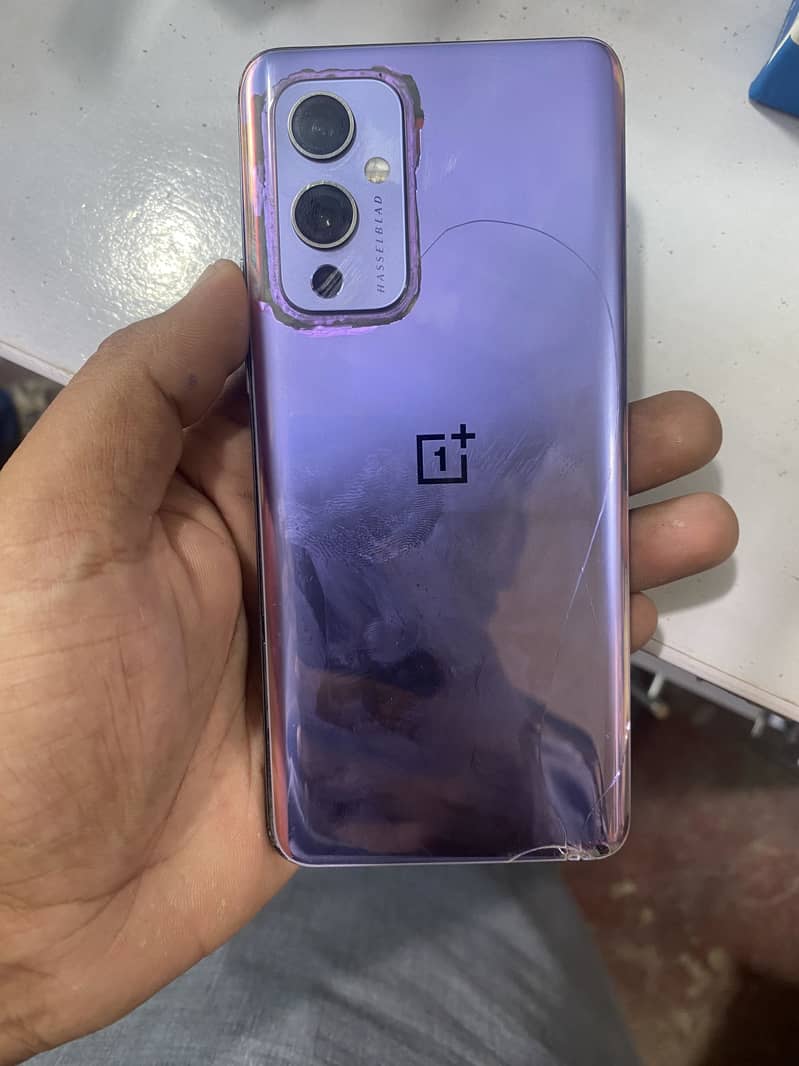 One Plus 9 Pro 1