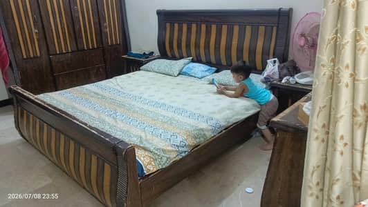 Pre loved 4pcs Bed Roam Set