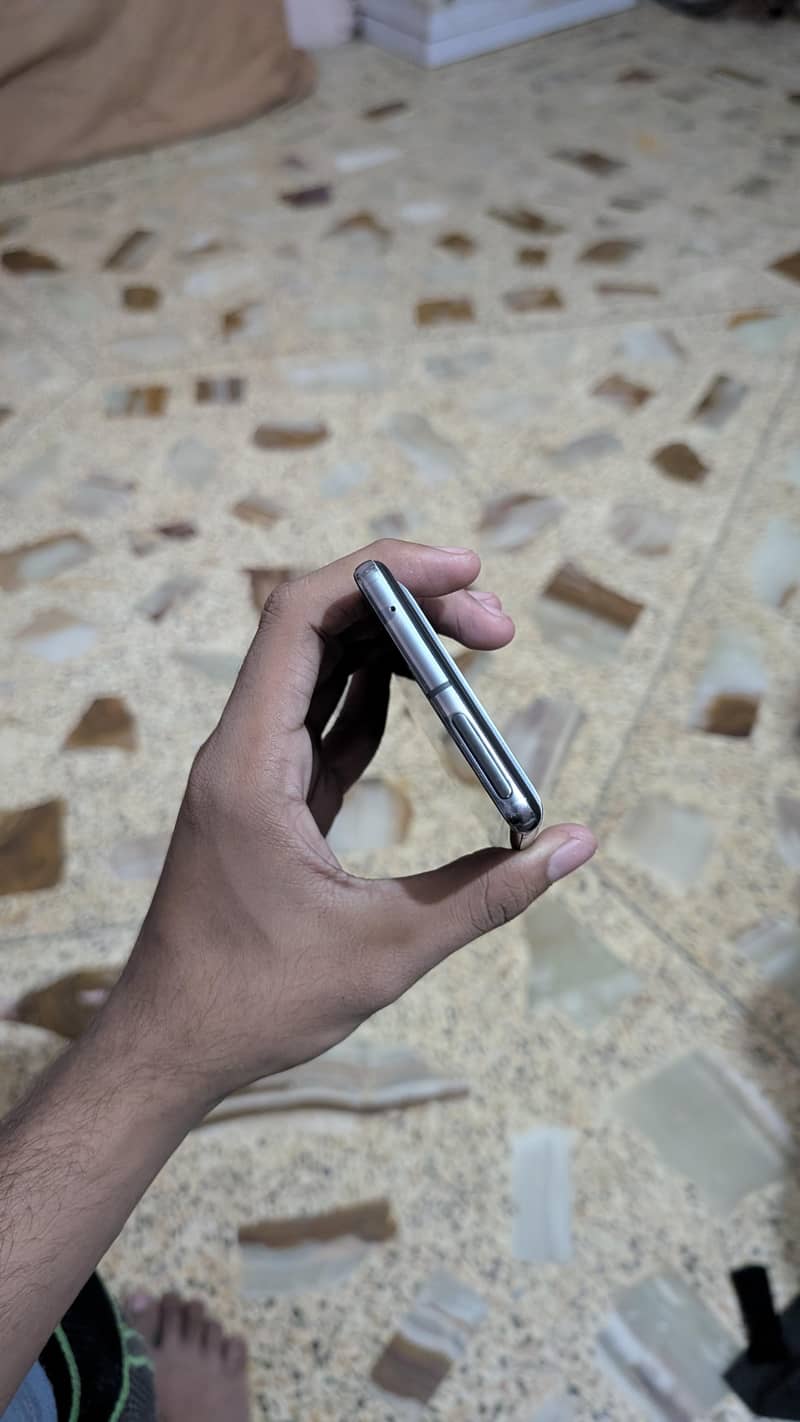 Google Pixel 7 Pro 4