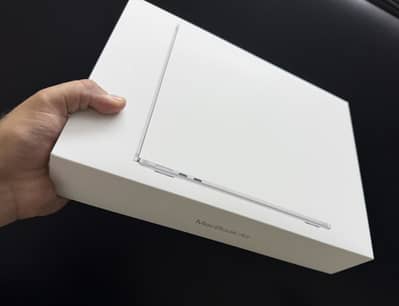 Mackbook Air M4 16 GB 512 GB (Silver)