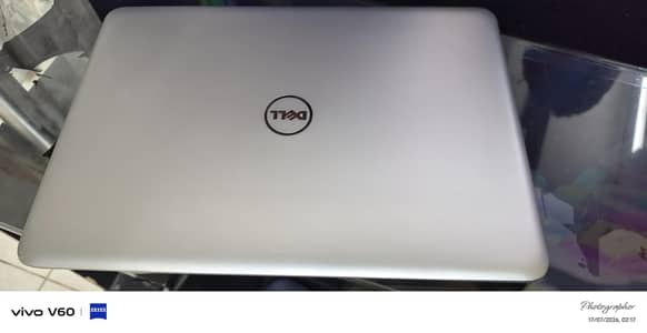 Dell Inspiron 15 7000series 7548