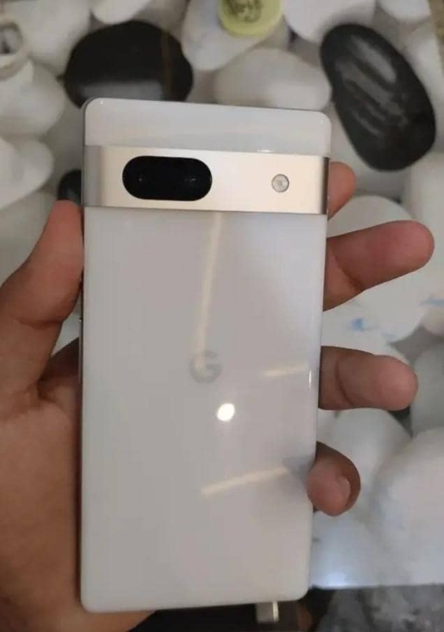 Google Pixel 7a 1