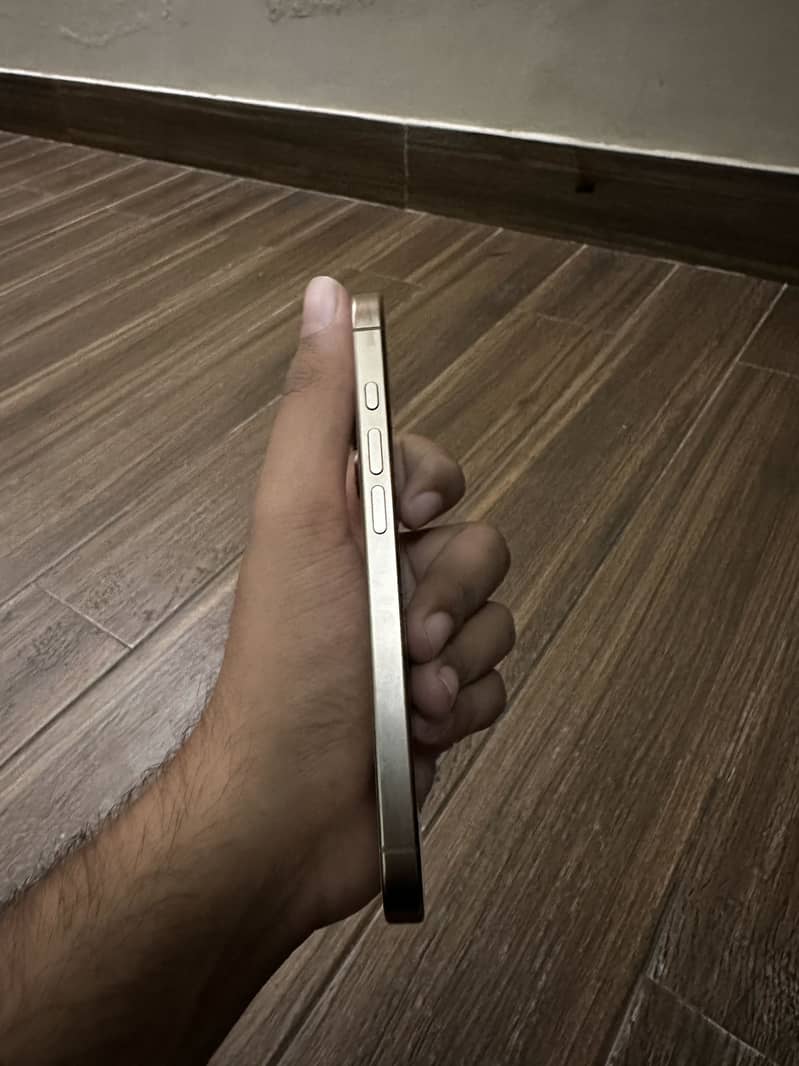 iphone 16 pro 3