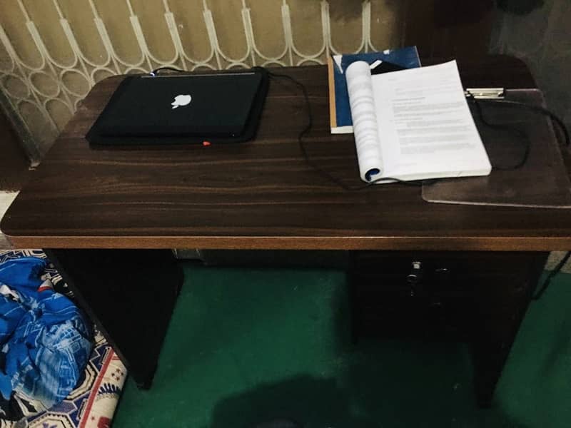 Study table and chair 1