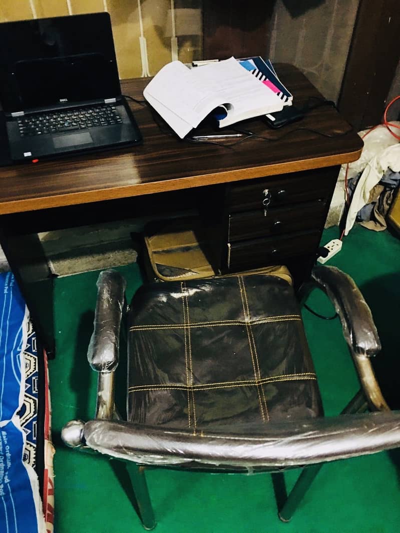 Study table and chair 2