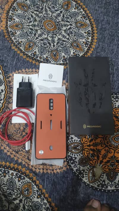 Gaming mobile Redmagic 6S Pro Cyborg Edition  Snapdragon 888+