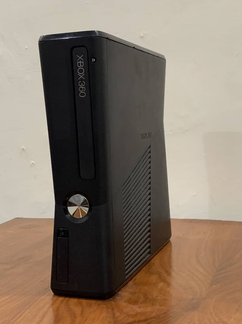 Xbox 360 Slim 3