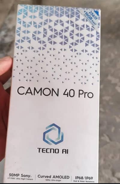 Tecno CAMON 40 Pro full box with warranty condition 10/9.5 only sale