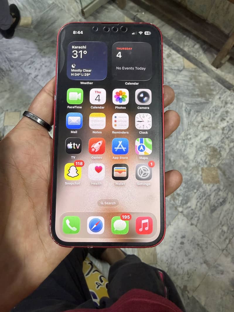 Apple iPhone 13 1