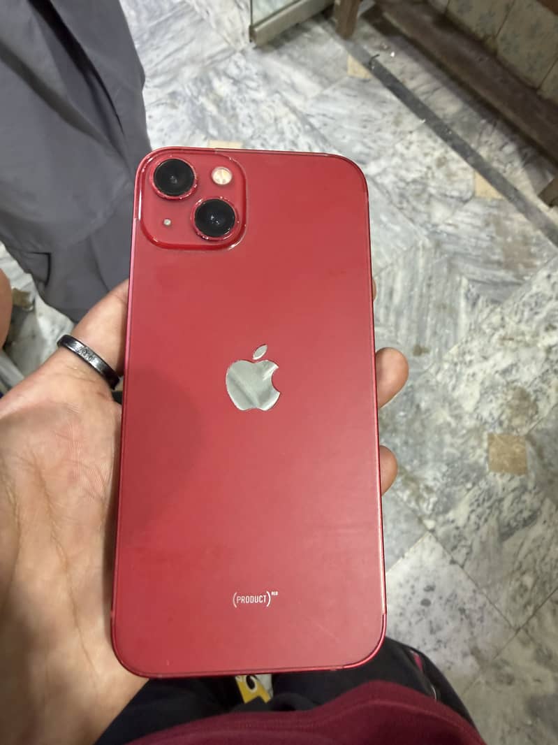 Apple iPhone 13 4