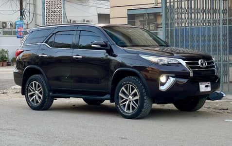 Toyota Fortuner V 2017