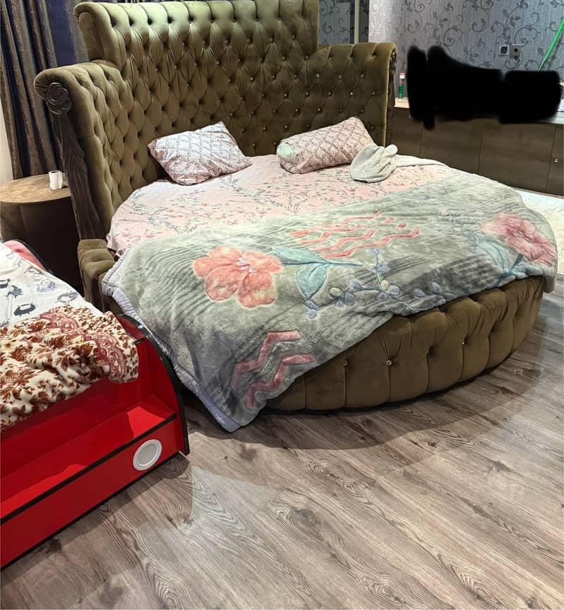 Round shape bed 1