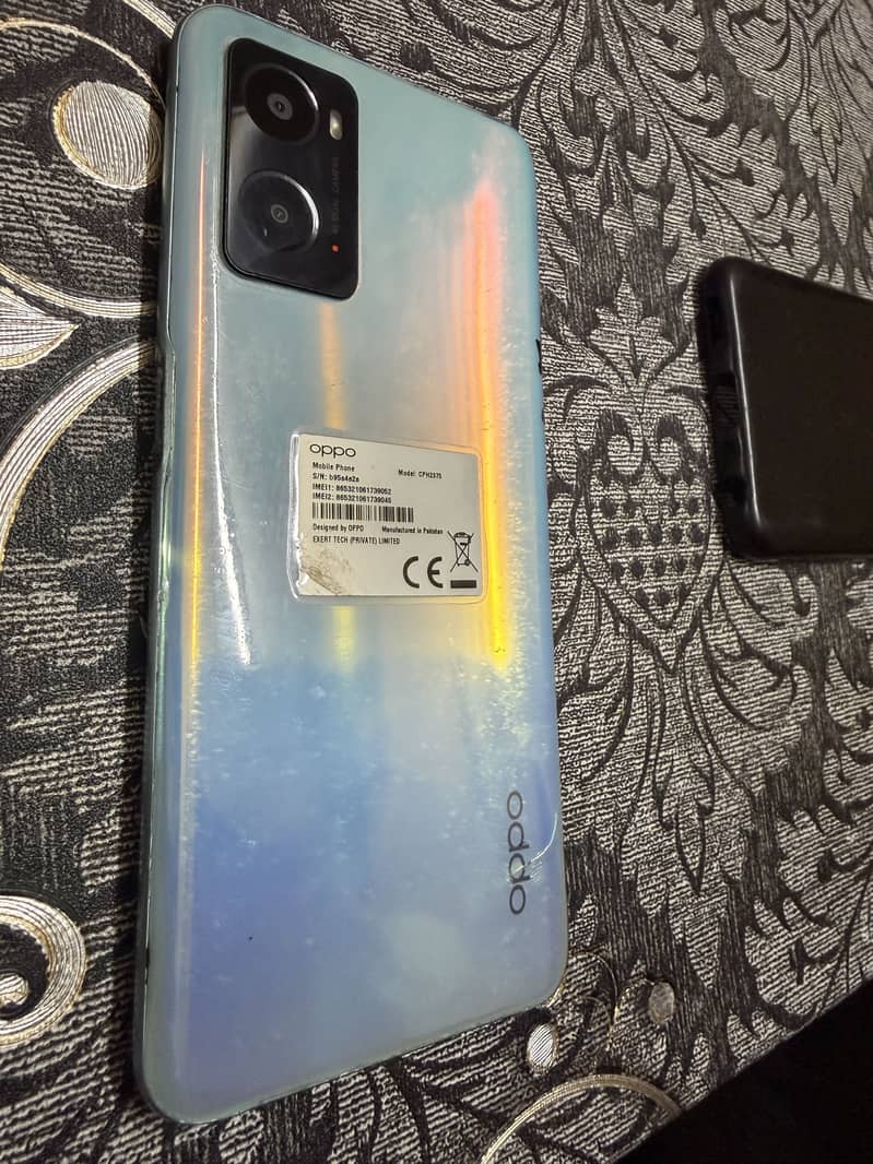 OPPO A76 4