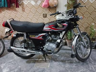 Honda cg 125 apl like new condition beter then cd 70 suzuki yamaha etc