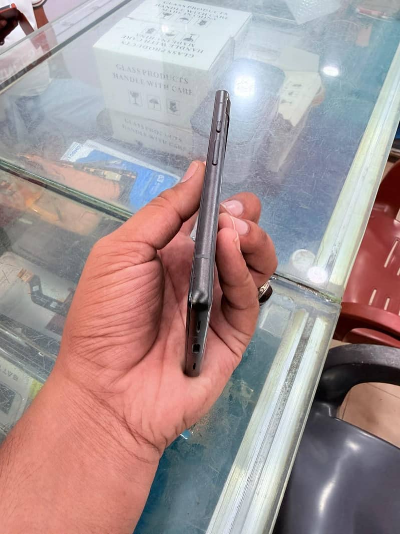 Google Pixel 6a 3