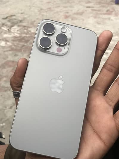 Apple iPhone 15 Pro Max
