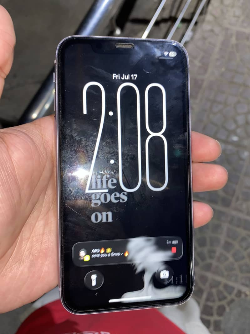 Apple iPhone 11 7