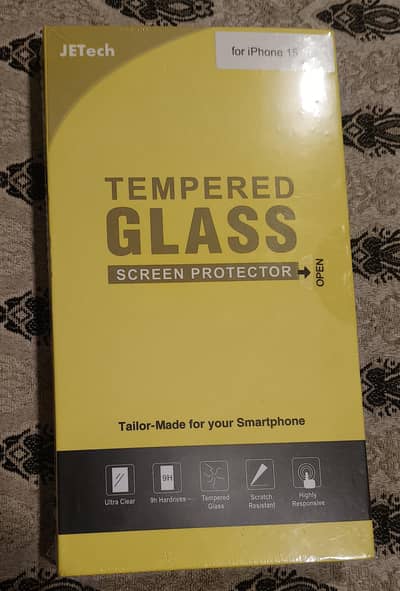 iphone 15 pro Tempered glass screen protector imported JETech 3 pack