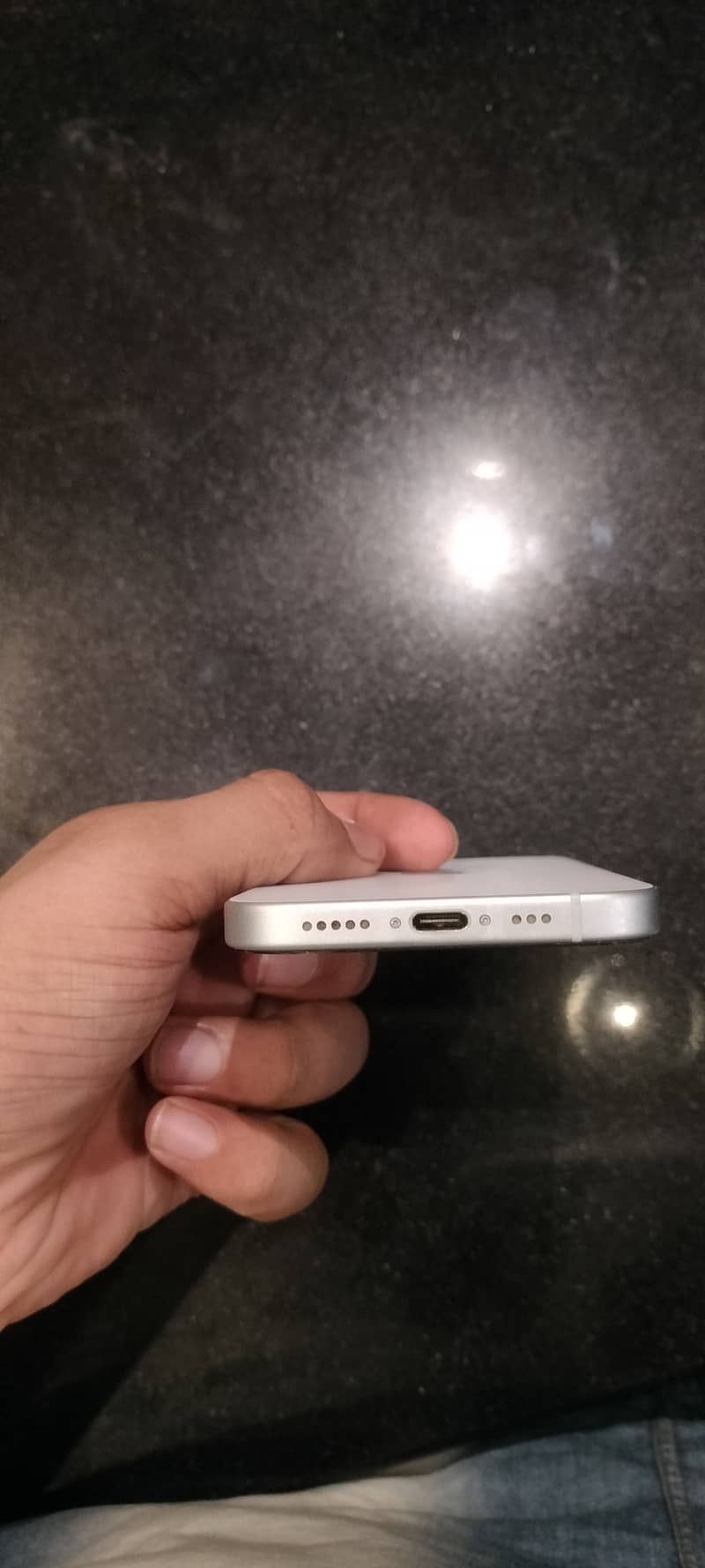 iPhone 15 2