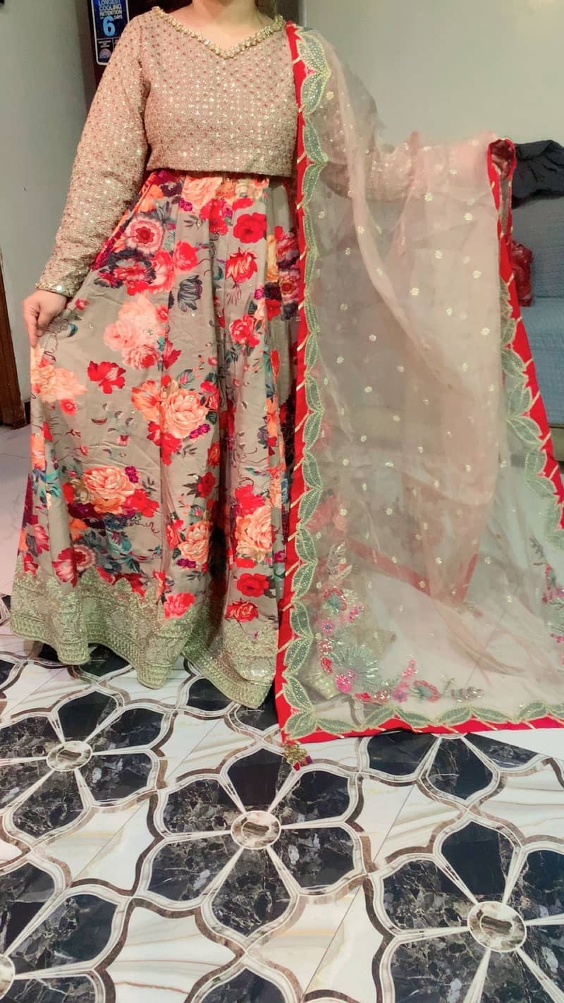 Lehnga 0