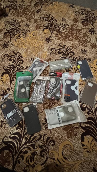 iPhone 13 covers