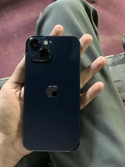 Apple iPhone 13