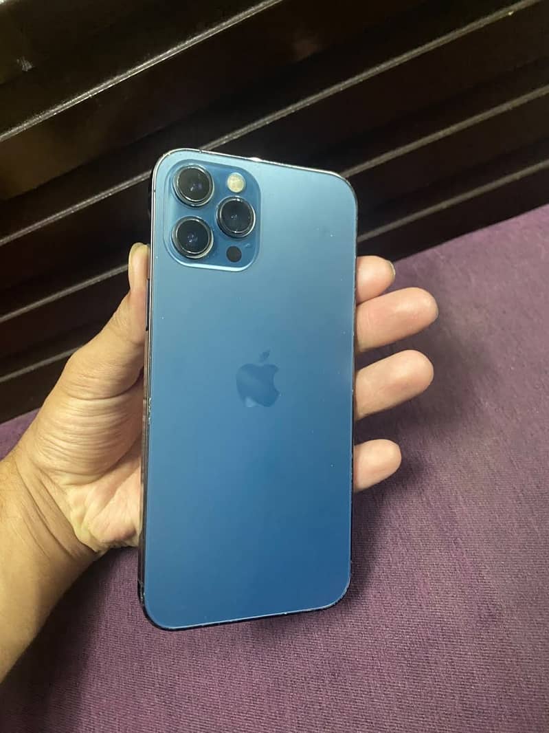 Iphone 12 pro max 3