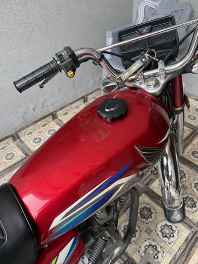 Honda 125 Total genuine 2022