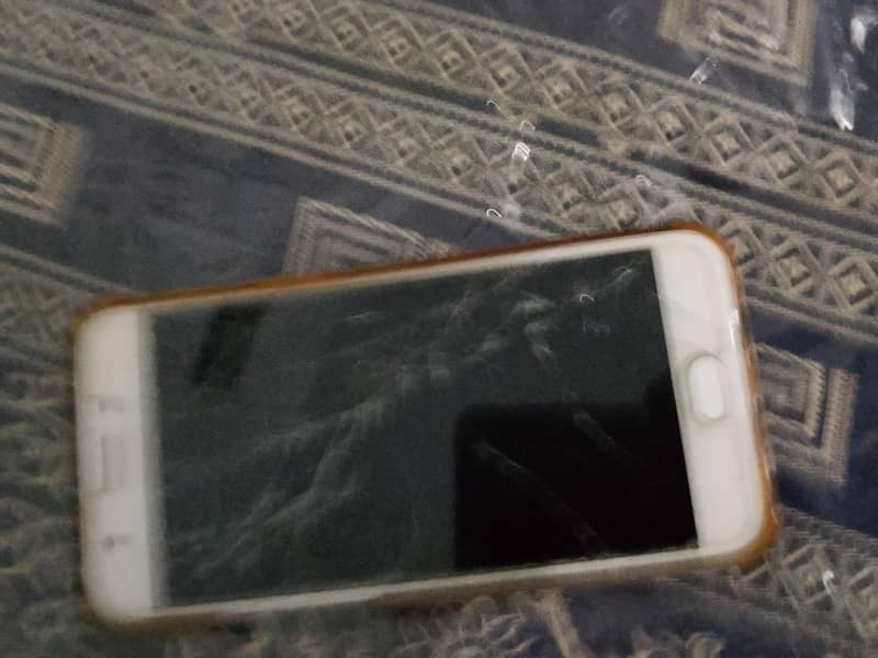 OPPO A57 0