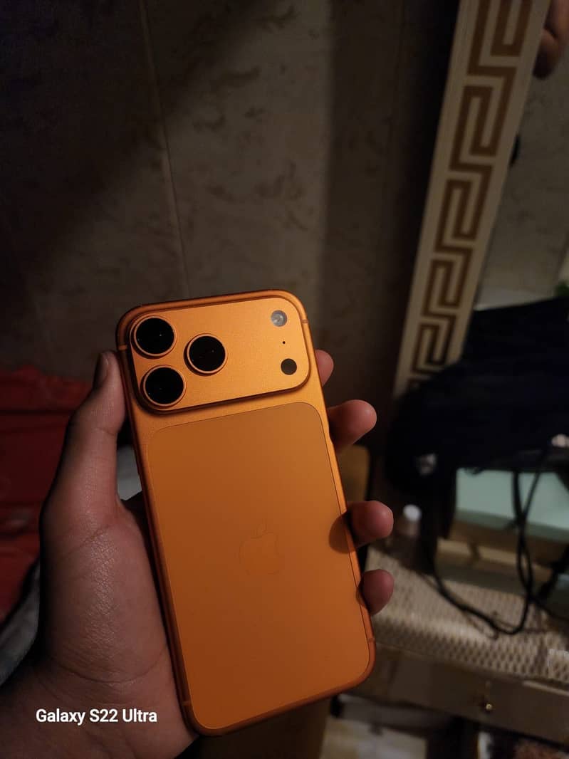 Apple iPhone 17 Pro Max 3