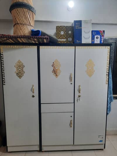 Brand new lamination 3doors Almari For Sale