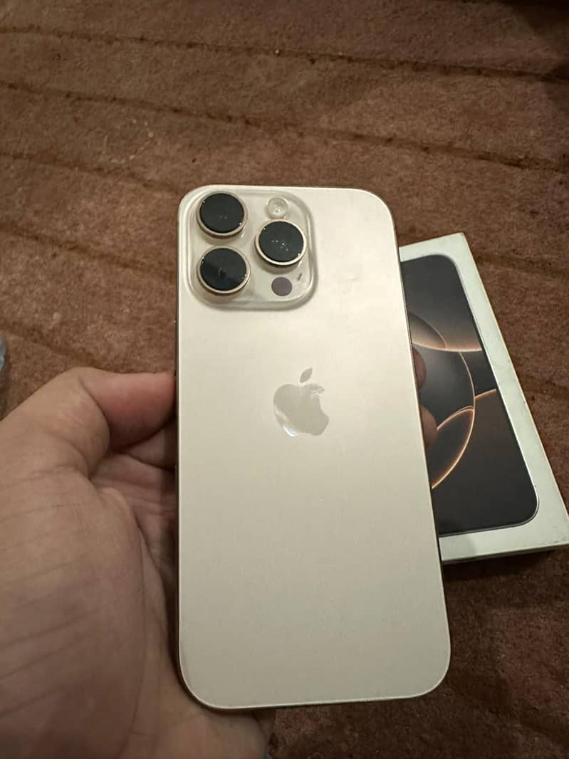 Apple iPhone 16 Pro 5