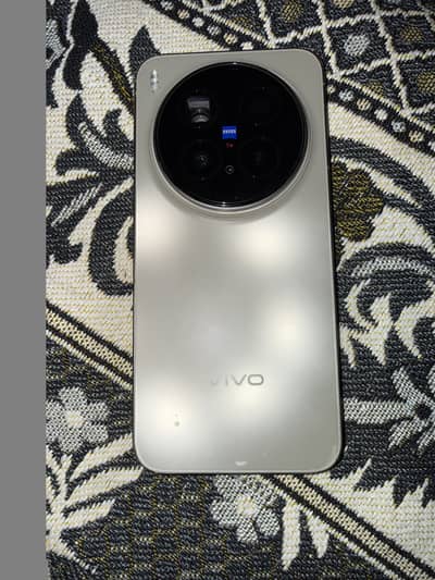 Vivo X300 Pro with 8 months warranty